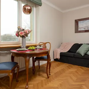 Apartament Wiktorska By Renters, Warszawa