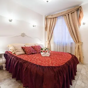 Apartament Empire, Warszawa